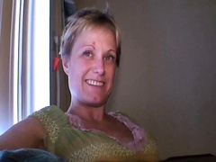 Busty mature hooker works her lips up and down a raging prick in POV