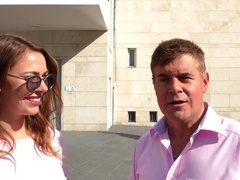 Aroused amateur rides in reverse better than a pornstar