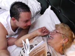 Giving the horny housewife exactly what she needs at the moment