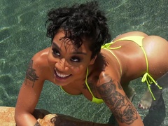 Thick ass ebony honey wants the white inches up her bum