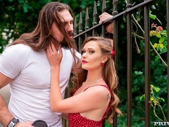 Honour May reaches Valhalla on her Private debut