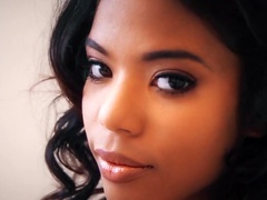 Mature man acquaints young Ebony gal with world of pleasure