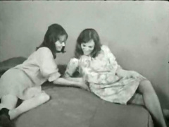 Mature blonde bitch gets banged doggystyle on the bed